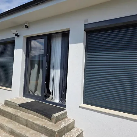 Violand Apartman Limanu