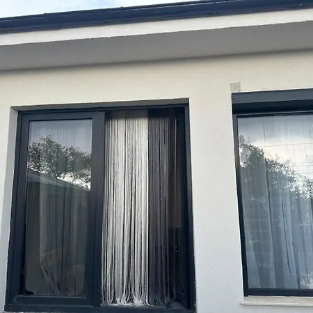 Apartman Violand *